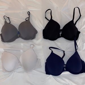 Set of 4 lightly ligned bra from Aerie